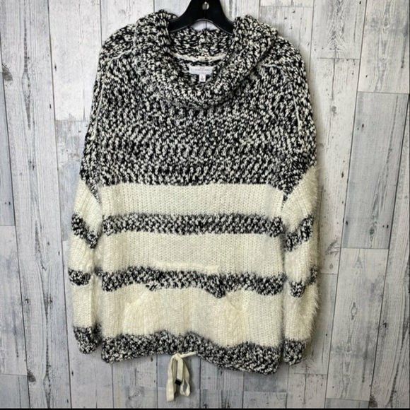 New Directions Eyelash Knit Kangaroo Pouch Sweater EUC sz L - Picture 5 of 5